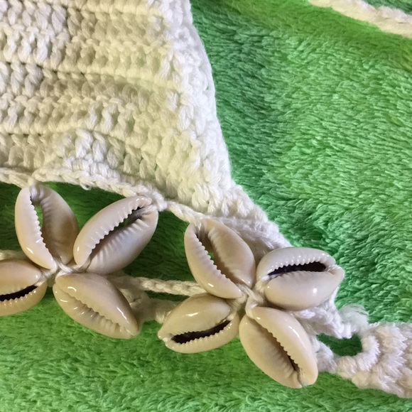 Crochet/seashell bikini top - Picture 6 of 8